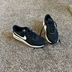 Womens Nike air shoes